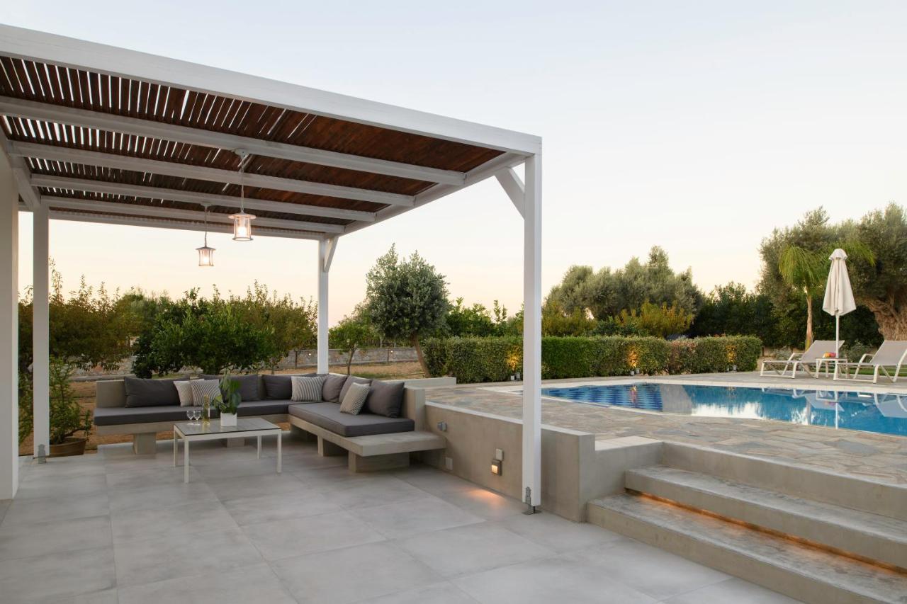 Villa Periklis Adelianos Kampos Exterior photo