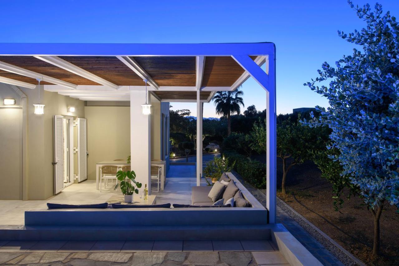 Villa Periklis Adelianos Kampos Exterior photo