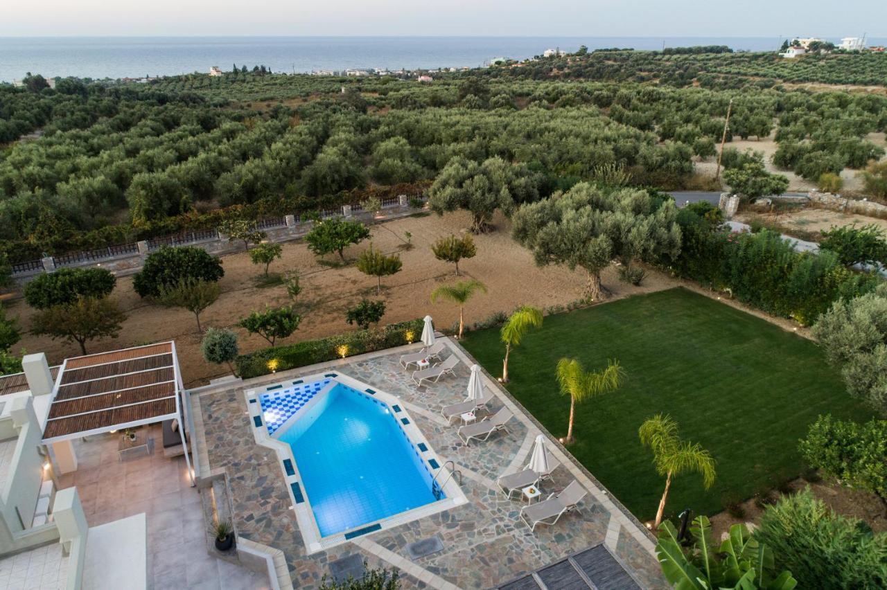 Villa Periklis Adelianos Kampos Exterior photo