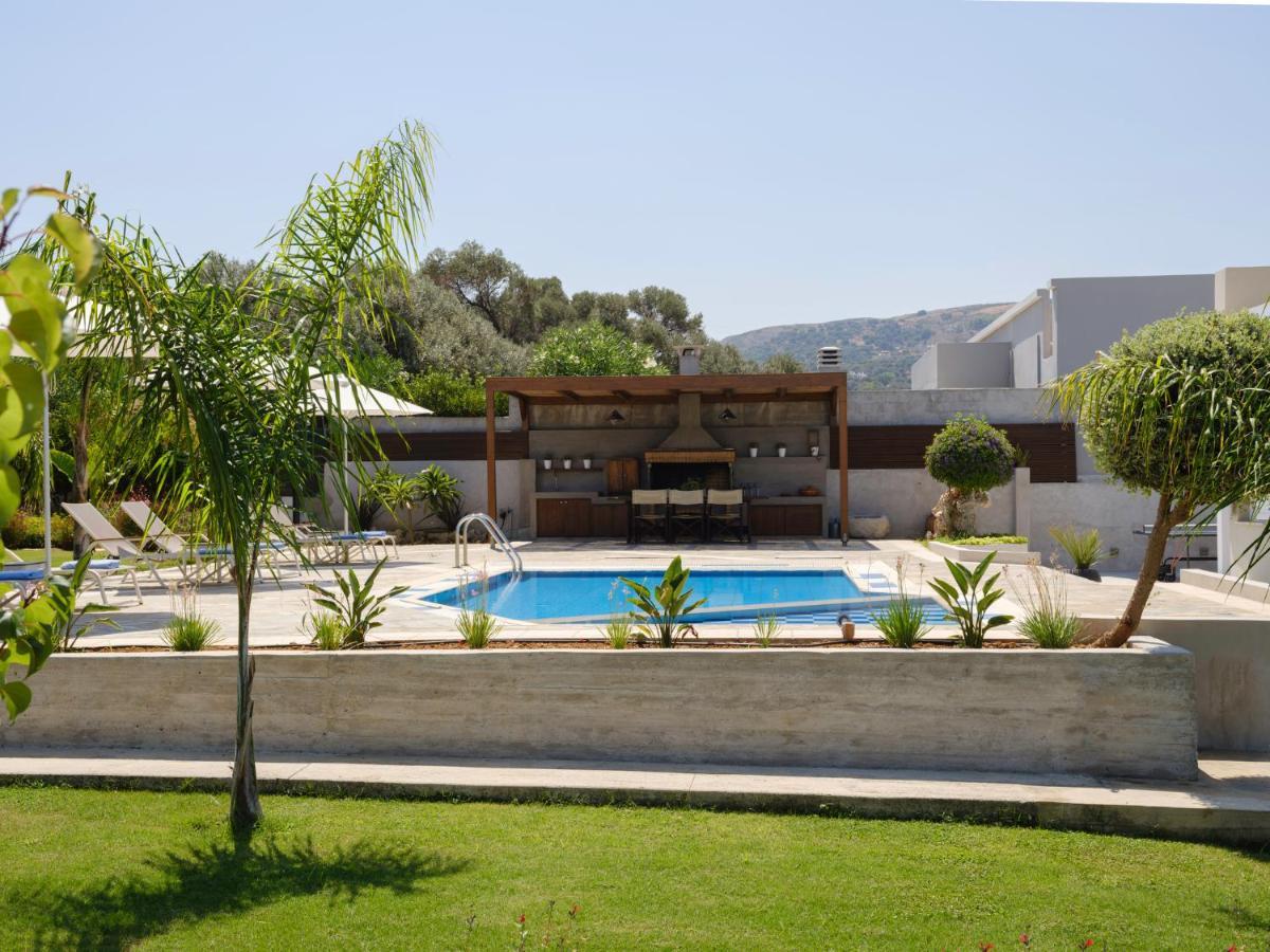 Villa Periklis Adelianos Kampos Exterior photo