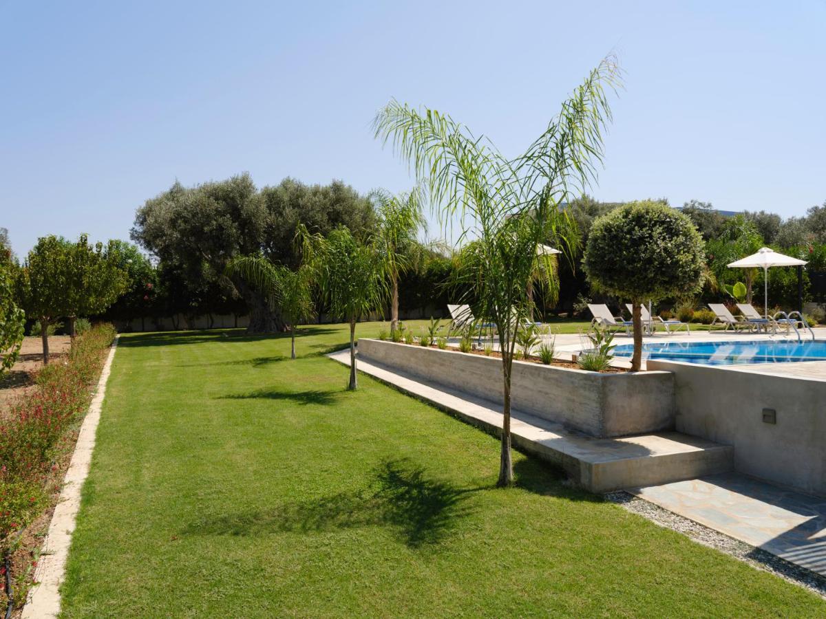 Villa Periklis Adelianos Kampos Exterior photo